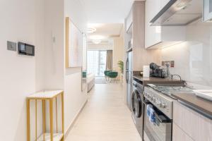 Chic Studio at ME DO RE Tower Stunning Views