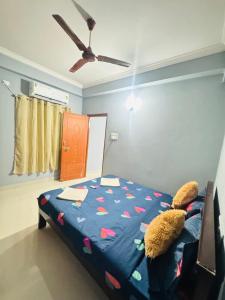 Spacious 2BHK Flat near Wipro Circle in Gowlidoddy