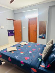 Spacious 2BHK Flat near Wipro Circle in Gowlidoddy