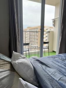 Cozy Studio with Pool & Balcony near Mactan Airport