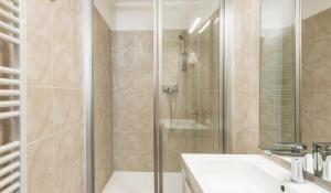 Studio plage et palais Cannes meynadier 1