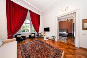 La Maman- Only self check-in