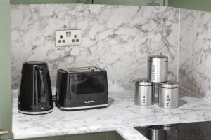 London Stratford 3 bedroom with Garden