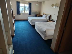 Western Executive Inn