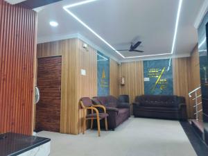 SPOT ON Srinivasa Residency