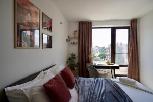 Cozy place with free parking