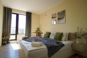 Cozy place with free parking