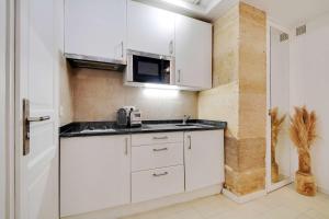 Comfortable studio for 2 near Bastille