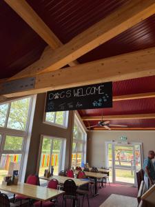 Andreas Riverside Retreat at 7 Lakes Country Park