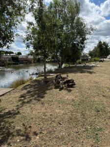 Andreas Riverside Retreat at 7 Lakes Country Park