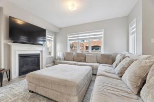 The Devineridge Executive House