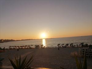 شقة بإطلالة بانورامية على البحر في مطروح استمتع بأجمل منظر في مطروح