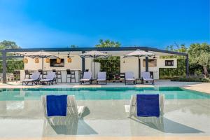 Luxury Villa Rika Corfu- 5 bedrooms with Pool