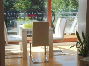 With beach chair & sea