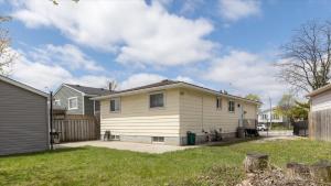 Stewarts Place Newly Renovated Basement City Apartment