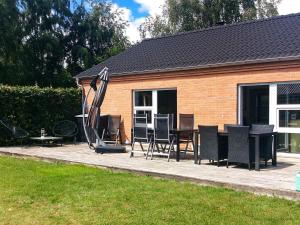 8 person holiday home in Væggerløse