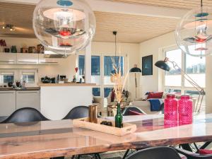 7 person home in Juelsminde
