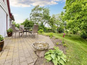 6 person holiday home in Thisted-By Traum