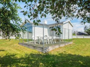 4 person holiday home in Blokhus-By Traum