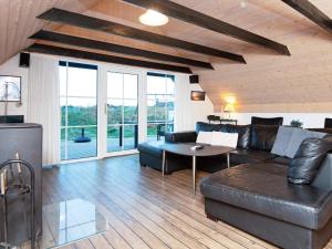 8 person holiday home in Ringkøbing-By Traum