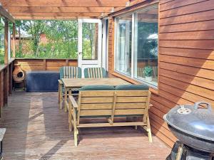 4 person holiday home in Hadsund-By Traum