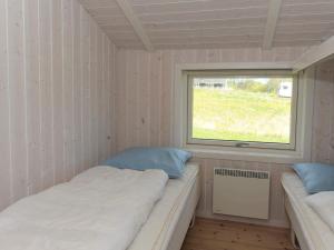 8 person holiday home in Sydals-By Traum