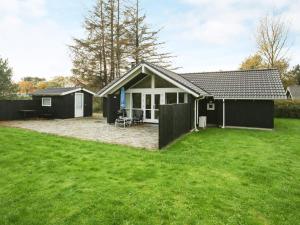 6 person holiday home in Højby