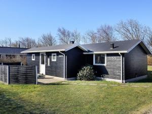 8 person holiday home in Vinderup-By Traum