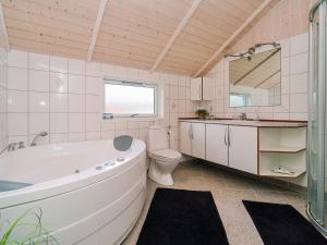7 person holiday home in Gørlev-By Traum