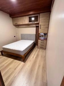 Cozy suite, great area