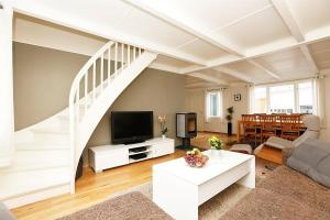 Mandal Privat Rom og husutleie