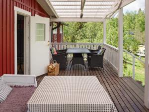 5 person holiday home in STRÄNGNÄS-By Traum