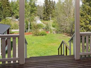 5 person holiday home in STRÄNGNÄS-By Traum