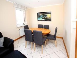 Holiday Bungalow Dornumersiel Terrace