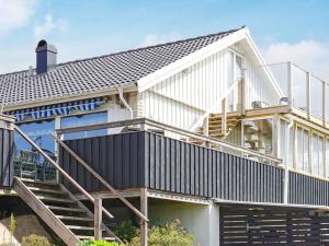 4 person holiday home in KUNGSHAMN-By Traum