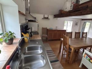 6 person holiday home in ÖRKELJUNGA