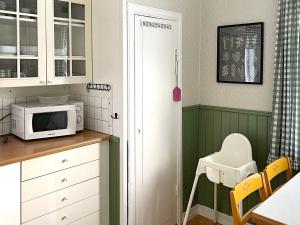 5 person holiday home in STAVSJÖ-By Traum