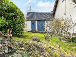 4 person holiday home in Hammenhög-By Traum