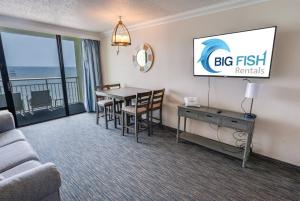 New Oceanfront 1BR at Coral Beach w Heated Pools!