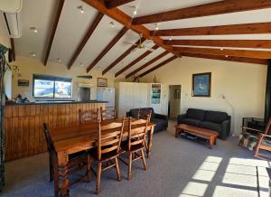 Castlepoint Holiday Park & Motels