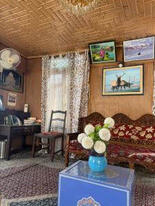 Houseboat Lakeview Retreat