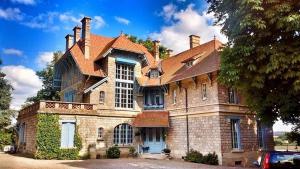 Pension Chateau la Megene B&B Gueugnon Frankreich