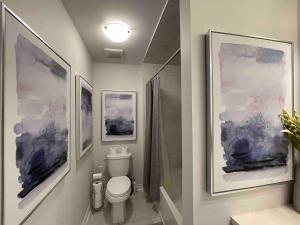 Elegant Oakville Town Residece