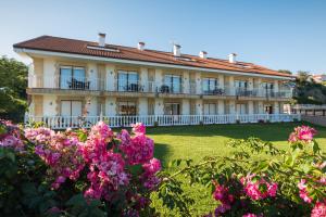 Apartamentos La Bolera