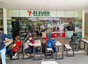 1703T1 Avida Riala IT Park Cozy Studio Unit 400Mpbs Speed