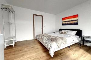 Station 82 D Charleroi-Airport