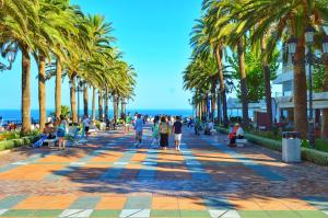 Sunny Studio in Nerja Center with Balcony close to Beach