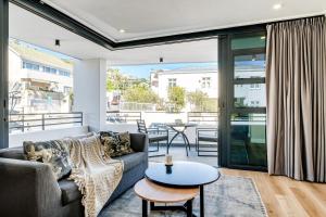 7 on Bantry unit 205 Sea point Modern Seaside Apartment