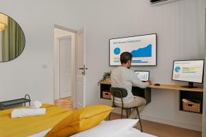 Historic Heart Apartment