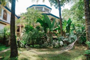 Villa Vienna, Luxury Vintage Pool Villa, Parra, North Goa